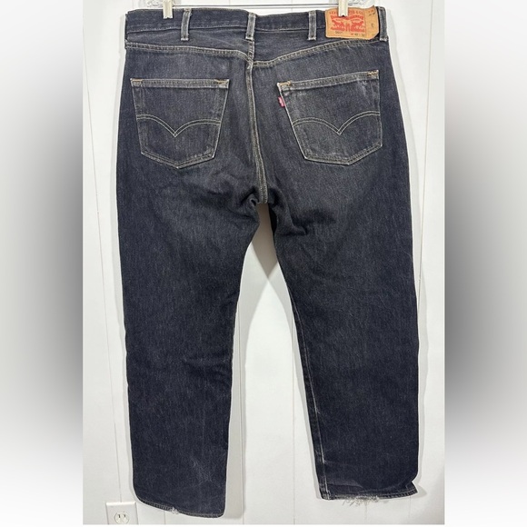 VTG Levis 501 Jeans Men’s 40x32 Black Regular Straight Leg Button Fly Dark Wash - Picture 3 of 10